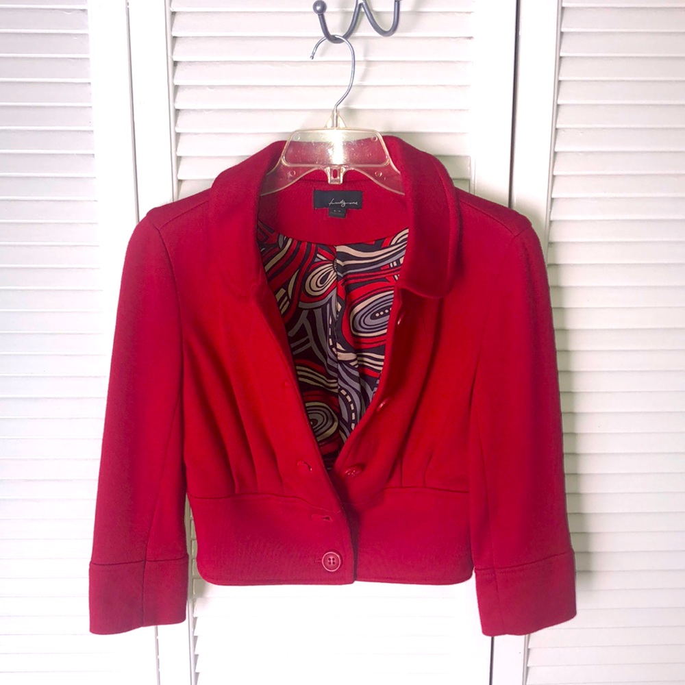 Red cropped jacket ❤️